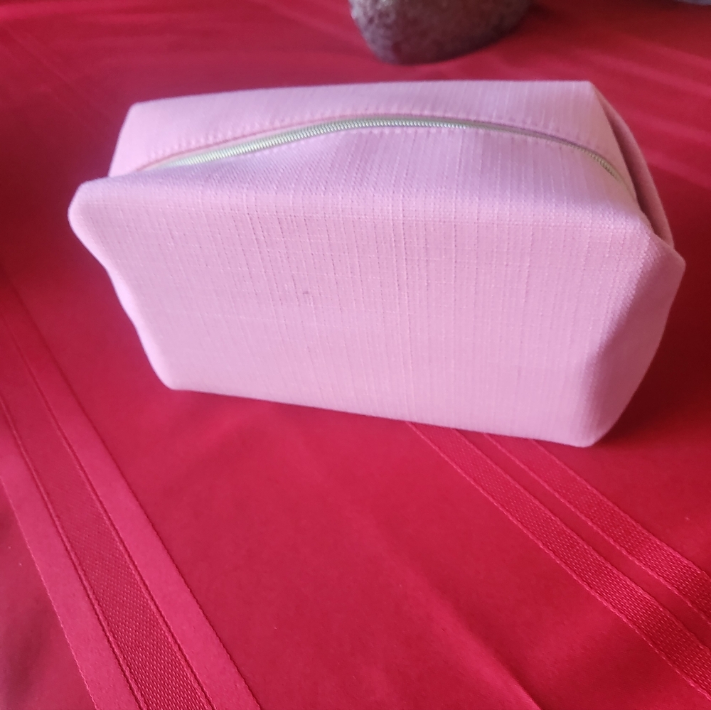 Elegant Pink Women's Cosmetic Bag